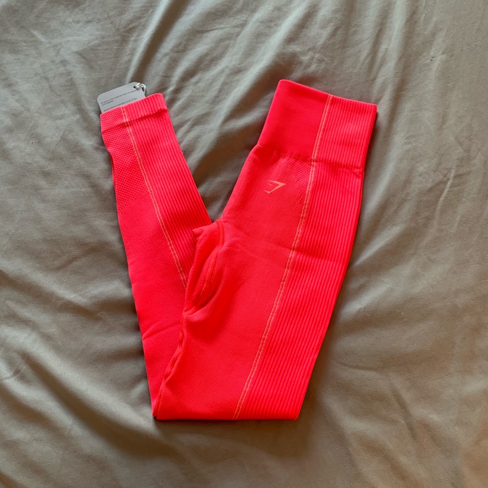 🌟NWT🌟 Gymshark Ultra Seamless Neon Pink Small